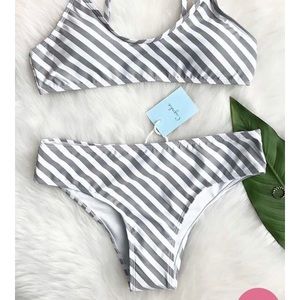 Cupshe grey and white swim suit cyy866